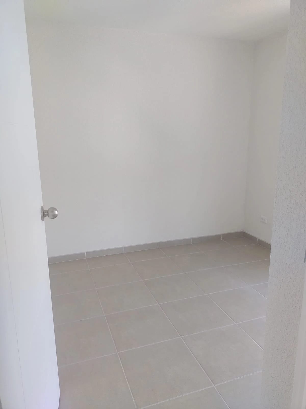 Apartamento en sector Blvr. Liberación, Zona 8 — Apartamento en Alquiler en Zona 8, Guatemala, Ciudad — foto 5 de 9