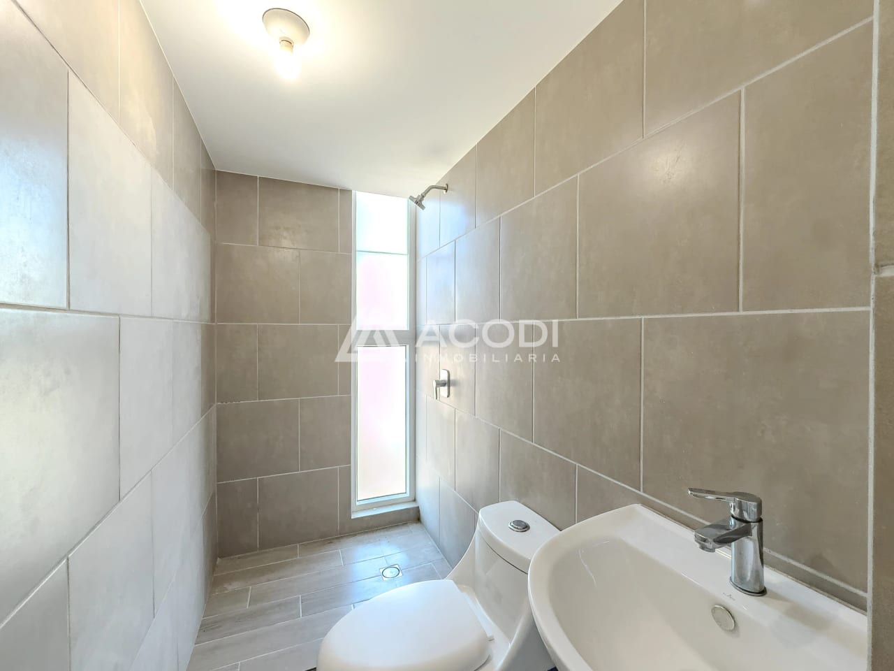 Apartamento en Zona 8 — Apartamento en Alquiler en Zona 8, Guatemala, Ciudad — foto 5 de 6