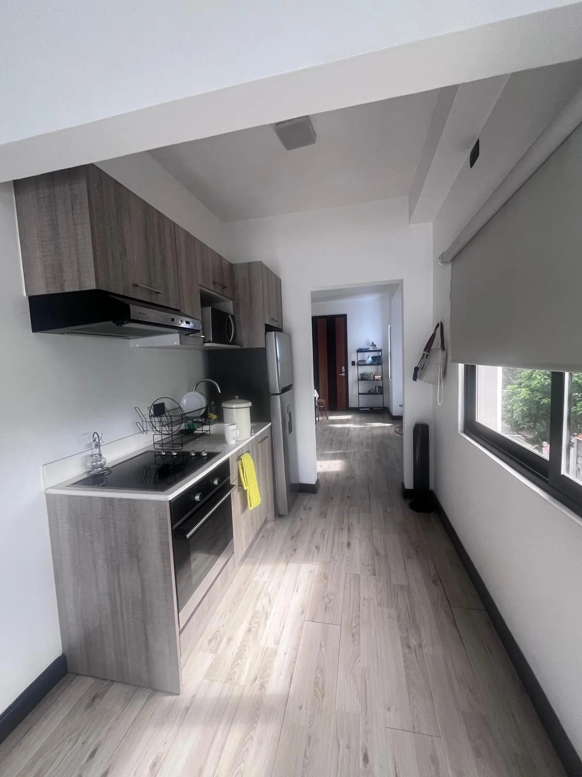 Apartamento amueblado con terraza en Zona 1 — Apartamento en Alquiler en Zona 1, Guatemala, Ciudad — foto 2 de 6