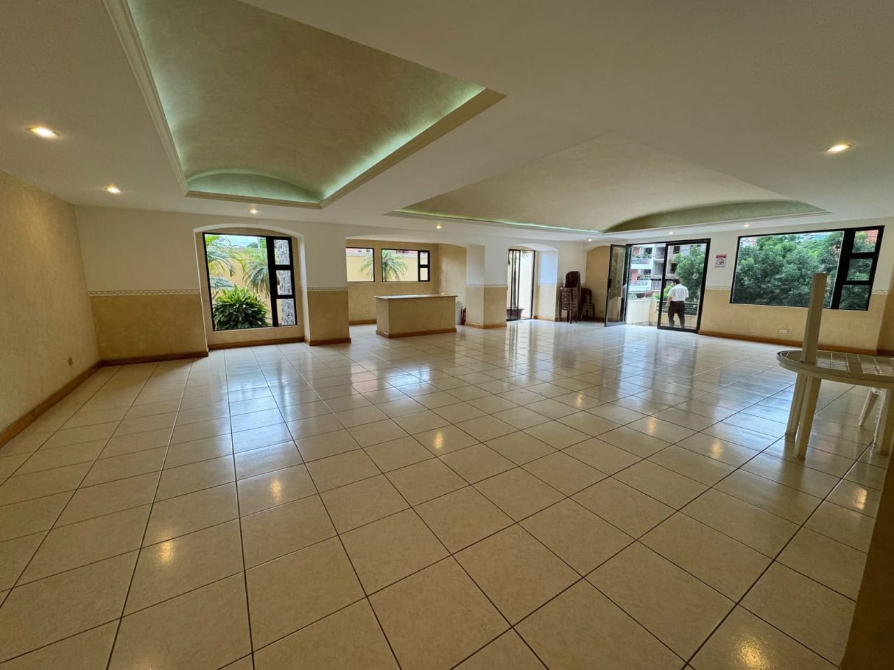 Penthouse en Zona 10 — Apartamento en Alquiler en Zona 10, Guatemala, Ciudad — foto 5 de 5