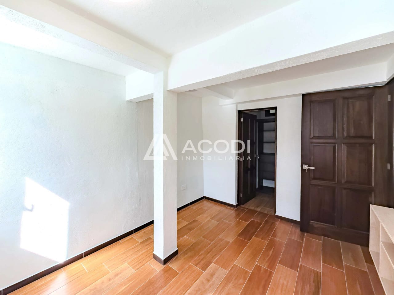 Apartamento en Zona 16 — Apartamento en Alquiler en Zona 16, Guatemala, Ciudad — foto 4 de 8
