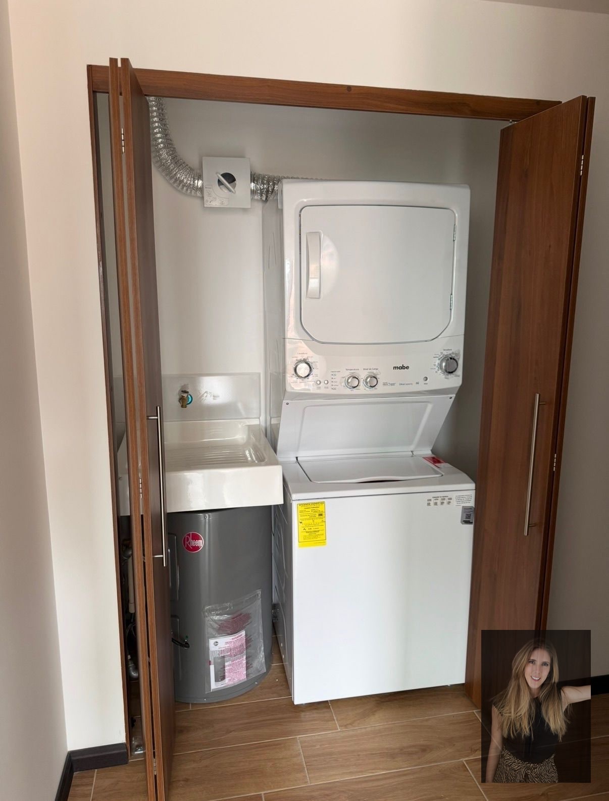 Apartamento en renta Edificio Essenza zona 13 — Apartamento en Alquiler en Zona 13, Guatemala, Ciudad — foto 8 de 8