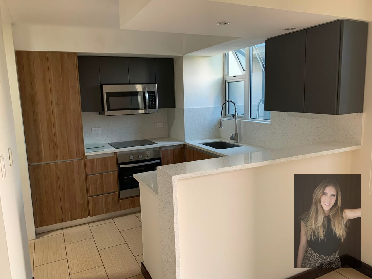 Apartamento en renta Condado La Villa zona 14 — Apartamento en Venta en Zona 14, Guatemala, Ciudad — foto 3 de 6