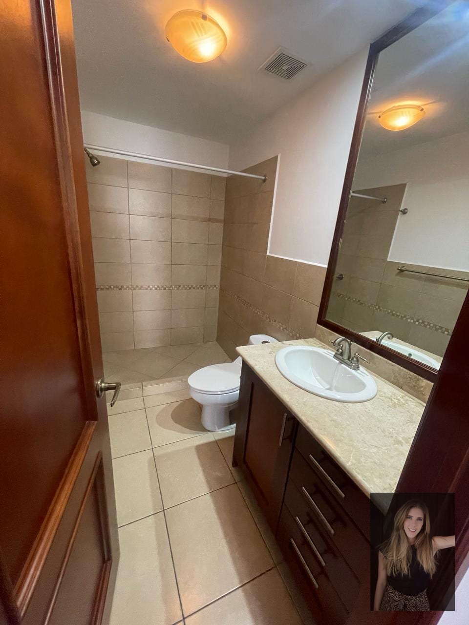 Apartamento en renta Edificio Botticelli zona 15 — Apartamento en Alquiler en Zona 15, Guatemala, Ciudad — foto 9 de 15