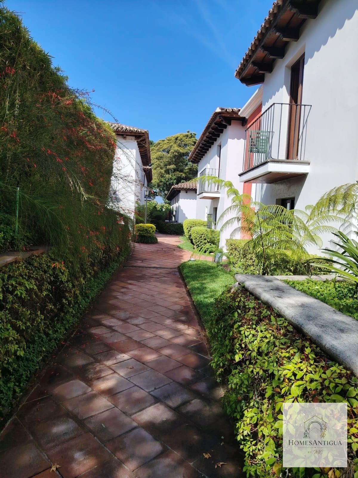 Venta de apartamento condominio San Juan del Obispo — Apartamento en Venta en Antigua, Sacatepéquez — foto 1 de 17
