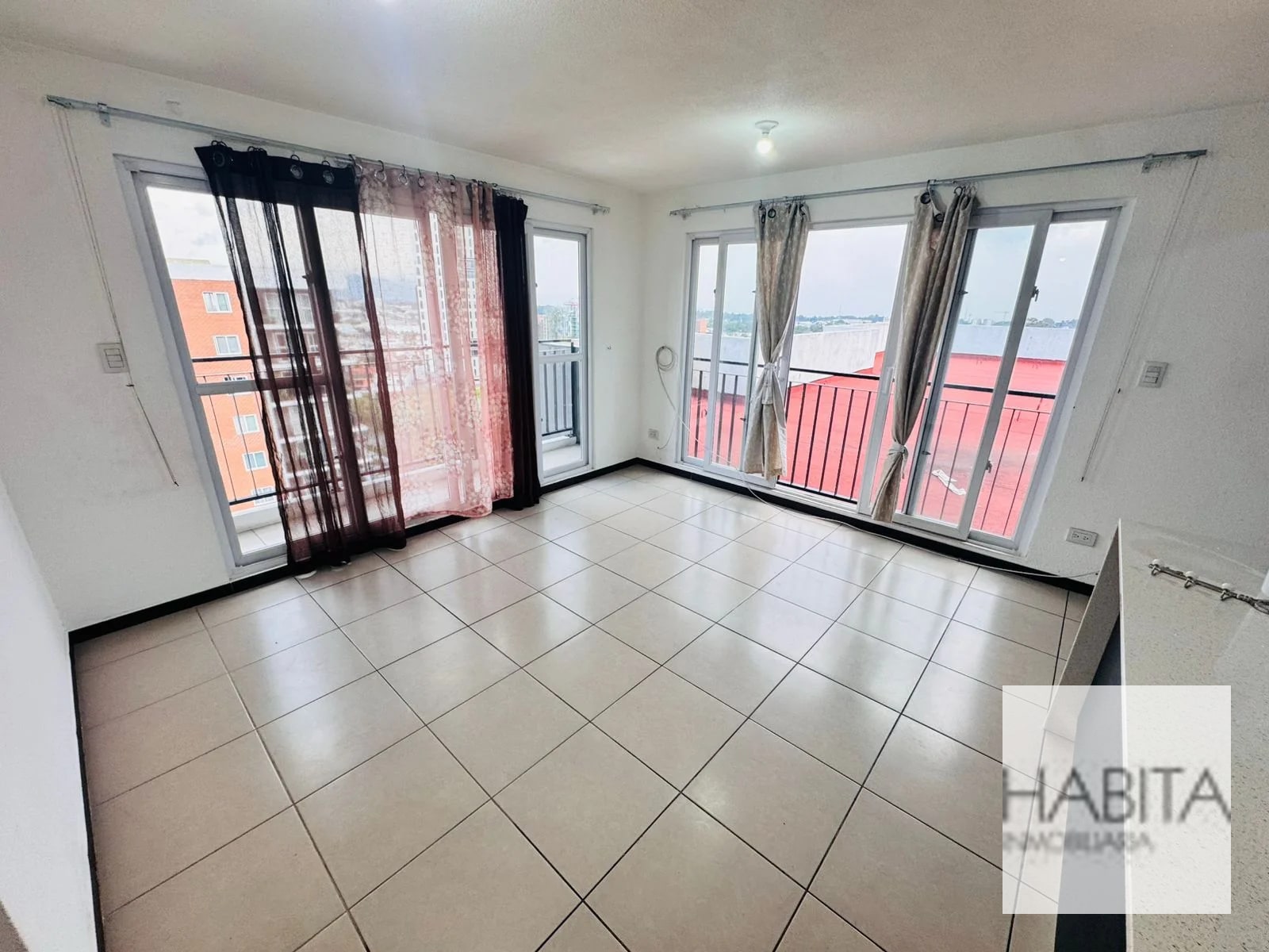 Apartamento en Renta en Parque 11, Colonia Mariscal zona 11 - 8