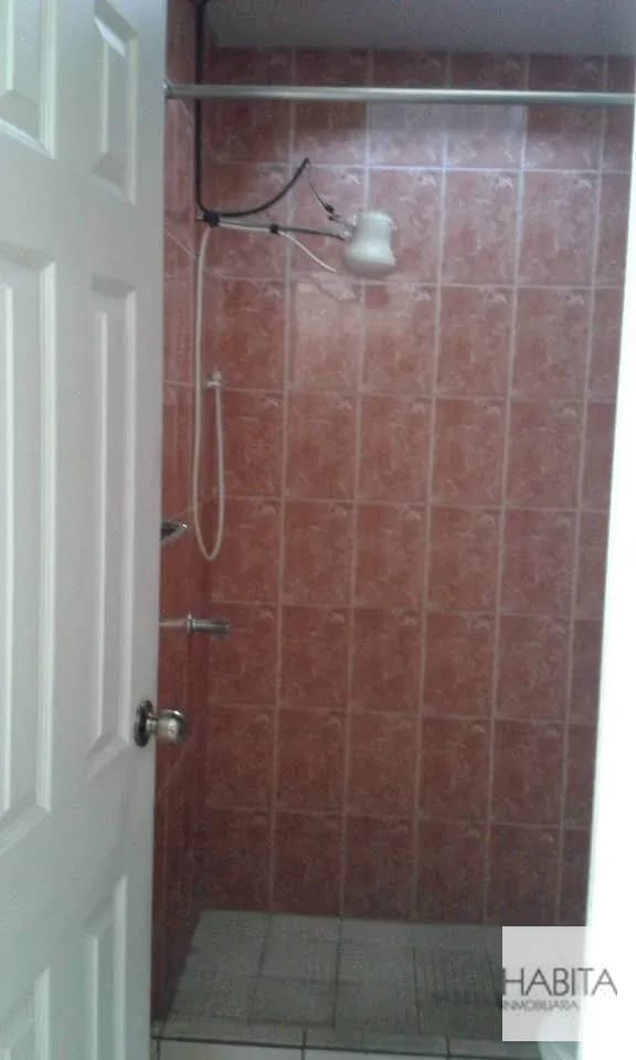 En Venta Propiedad con 3 apartamentos en zona 2 — Apartamento en Venta en Zona 2, Guatemala, Ciudad — foto 6 de 8