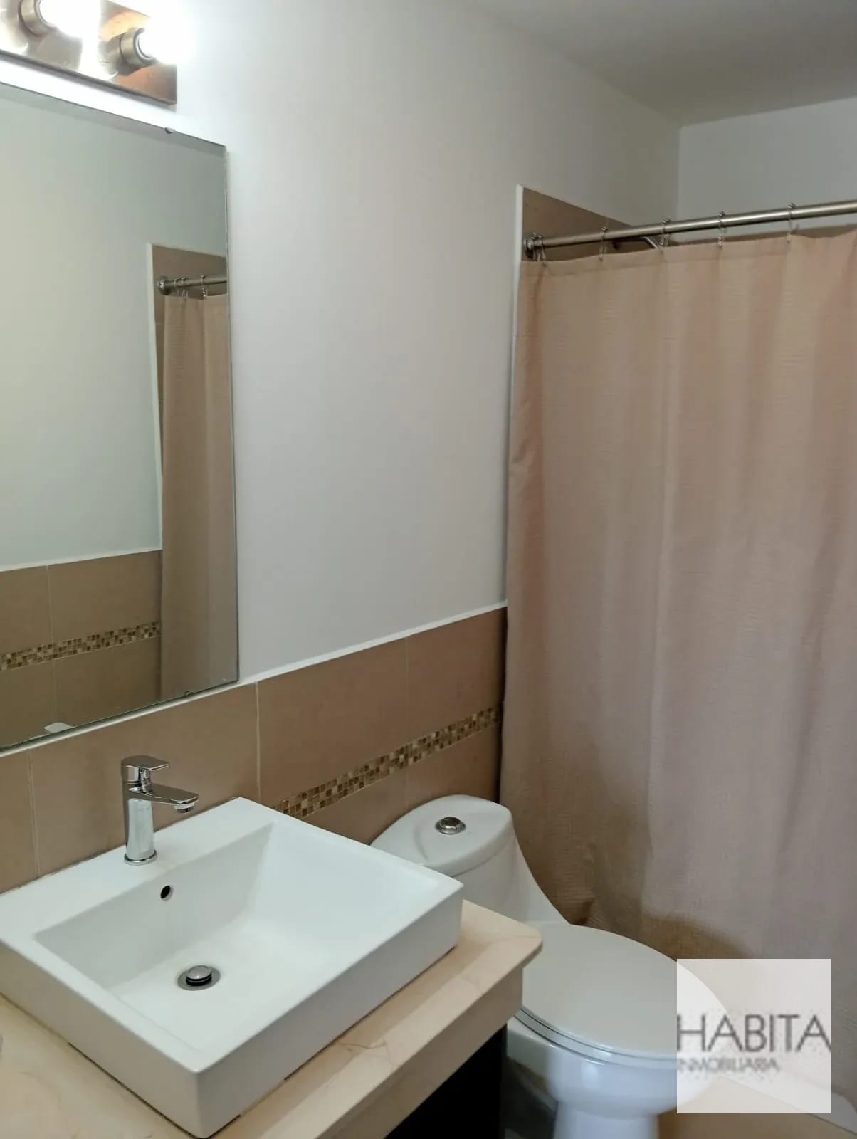 Apartamento Amueblado en Renta en zona 14 — Apartamento en Alquiler en Zona 14, Guatemala, Ciudad — foto 11 de 13