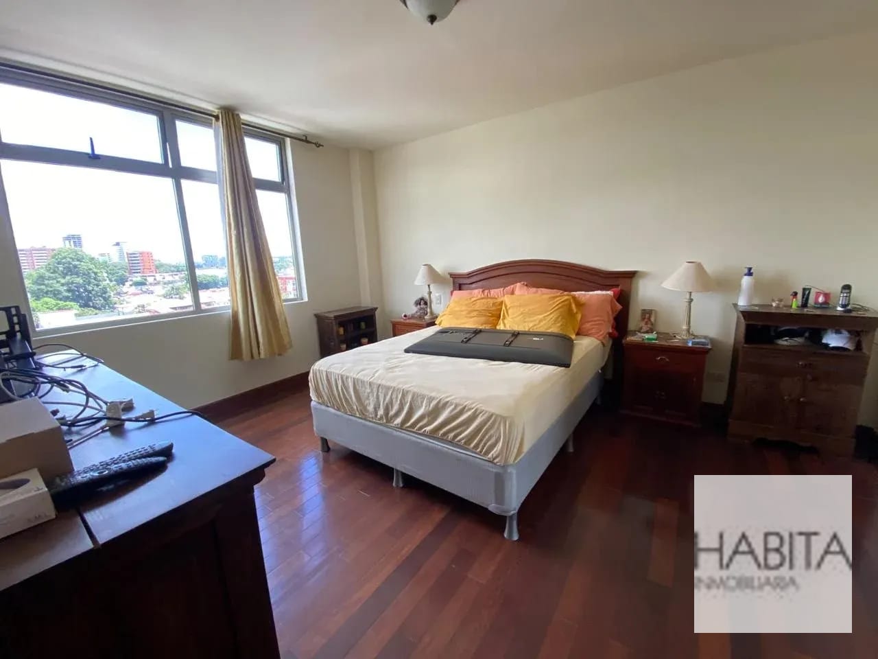 Apartamento 1 habitacion en Alquiler Edificio en zona 14, La Villa — Apartamento en Venta en La Villa, Zona 14, Guatemala, Ciudad — foto 2 de 11