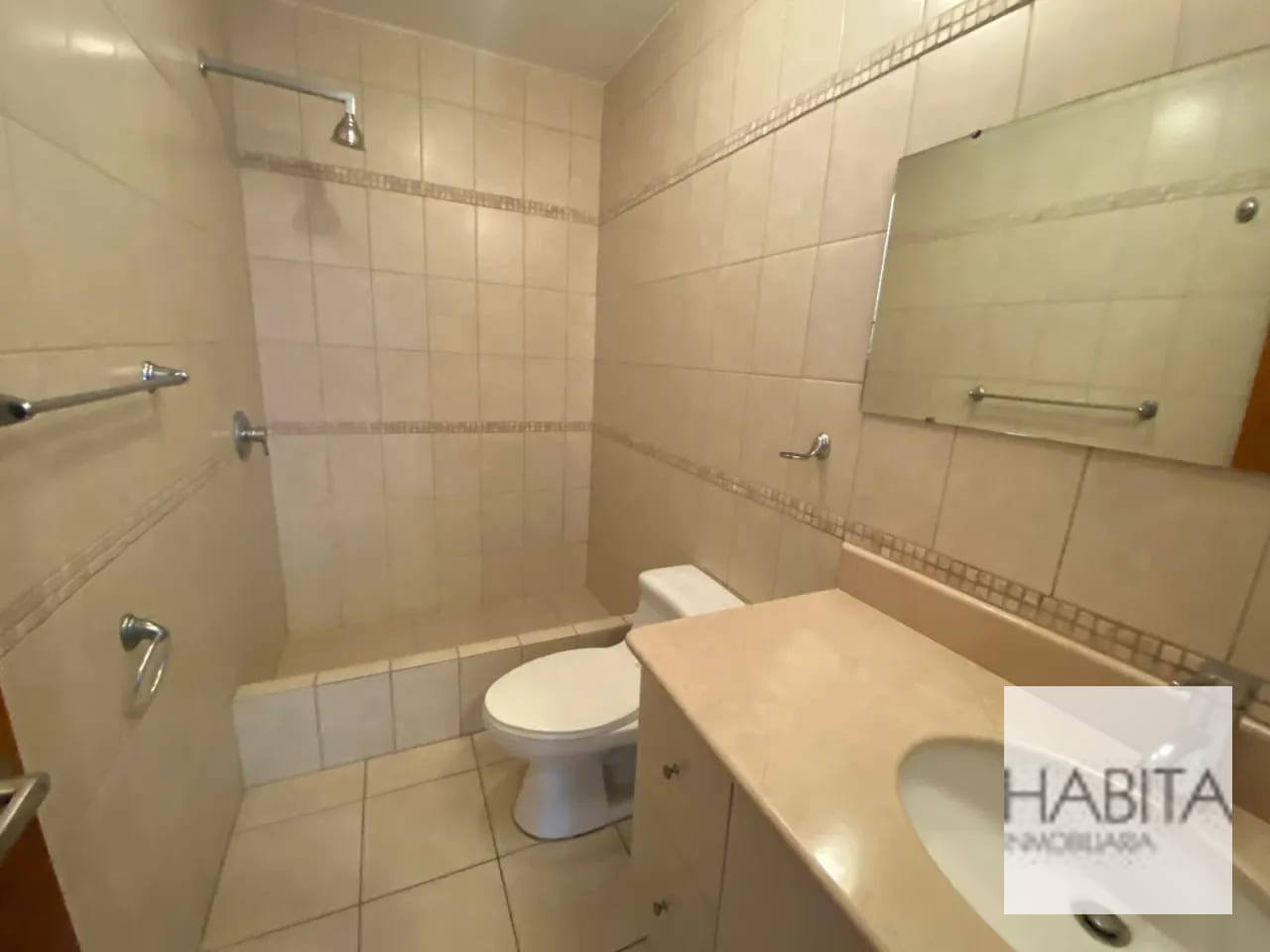 Alquiler de apartamento en Torre Condesa — Apartamento en Alquiler en Zona 14, Guatemala, Ciudad — foto 8 de 10