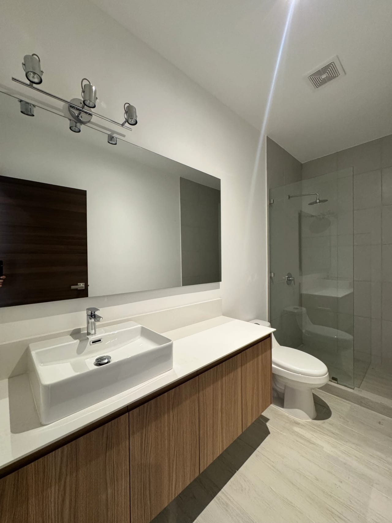 Apartamento en venta en Spazio — Apartamento en Venta en Spazio, Zona 15, Guatemala, Ciudad — foto 3 de 9