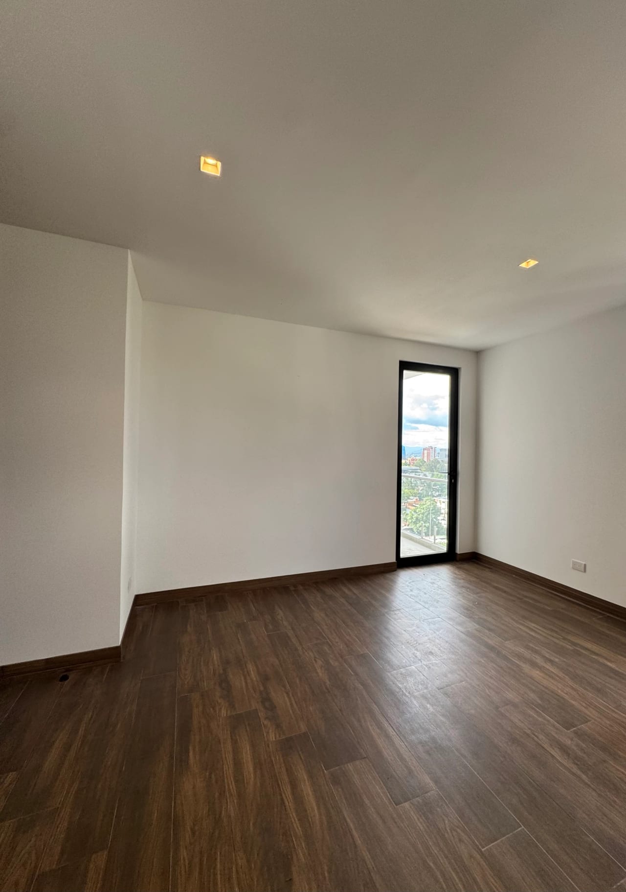 Apartamento en Renta en Vista Hermosa 2. — Apartamento en Alquiler en Vila Quince, Zona 15, Guatemala, Ciudad — foto 6 de 7