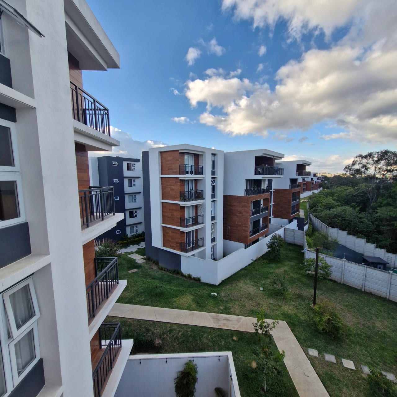 Apartamento en Venta en Zona 16 — Apartamento en Venta en senderos, Zona 16, Guatemala, Ciudad — foto 3 de 11