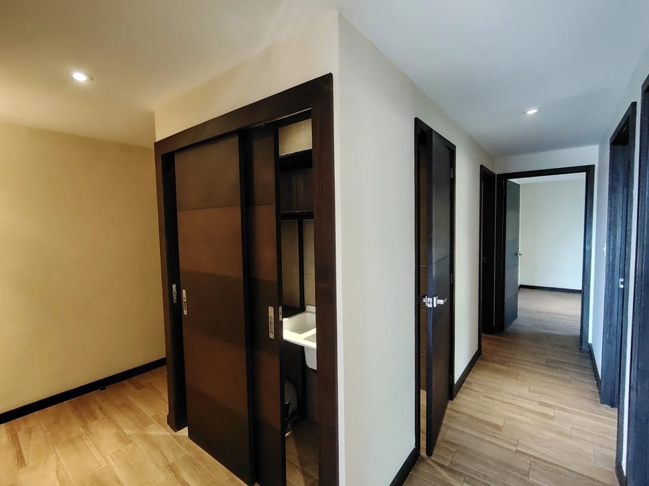 Apartamento en venta en Edificio Ágora 1501 -Zona 15- — Apartamento en Venta en Agora 1501, Zona 15, Guatemala, Ciudad — foto 4 de 10