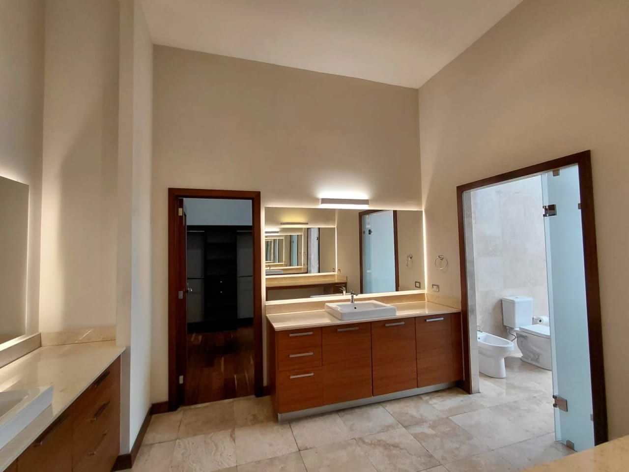 Penthouse Matisse 2 Zona 14 -Renta- — Apartamento en Alquiler en Matisse, Zona 14, Guatemala, Ciudad — foto 5 de 10