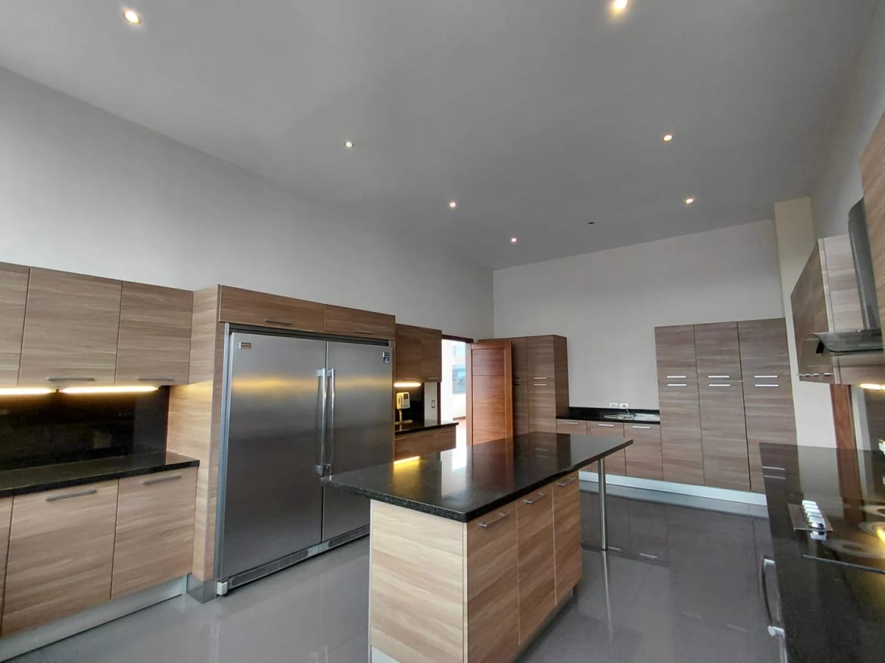 Penthouse Matisse 2 Zona 14 -Renta- — Apartamento en Alquiler en Matisse, Zona 14, Guatemala, Ciudad — foto 2 de 10