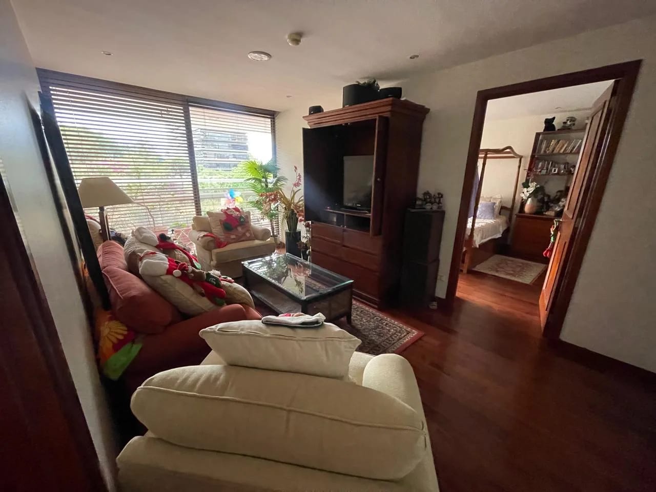 Apartamento amplio Venta Tiffany z10 3 hab y servicio — Apartamento en Venta en Tiffany, Zona 10, Guatemala, Ciudad — foto 6 de 16