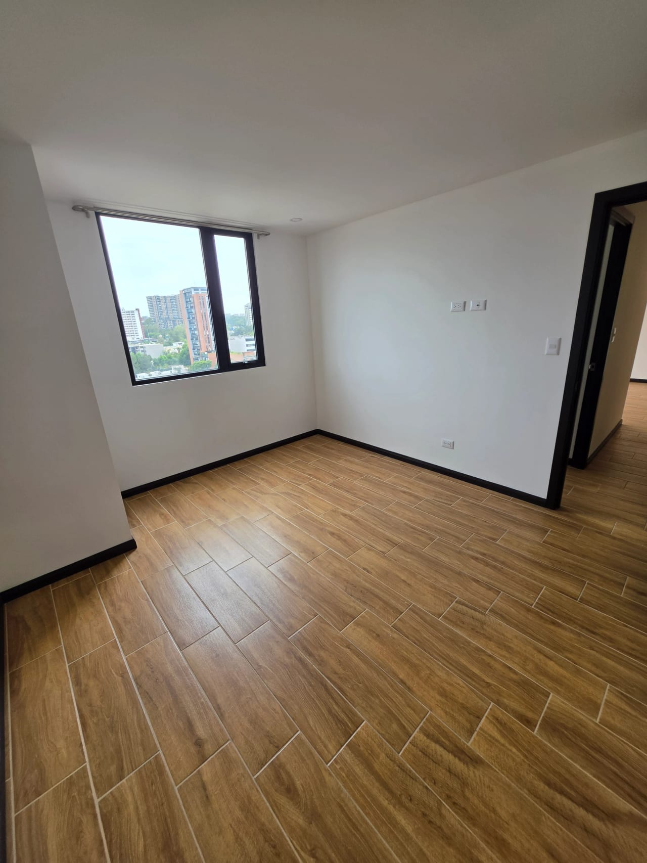Renta apartamento Essenza z13 2 habitaciones — Apartamento en Alquiler en Essenza, Zona 13, Guatemala, Ciudad — foto 3 de 7