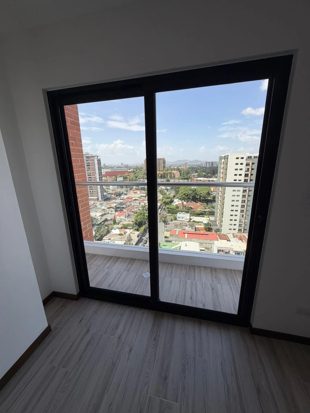 Renta Apartamento Neo 2 zona 10 2 habitaciones — Apartamento en Alquiler en Neo Apartamentos, Zona 10, Guatemala, Ciudad — foto 7 de 9