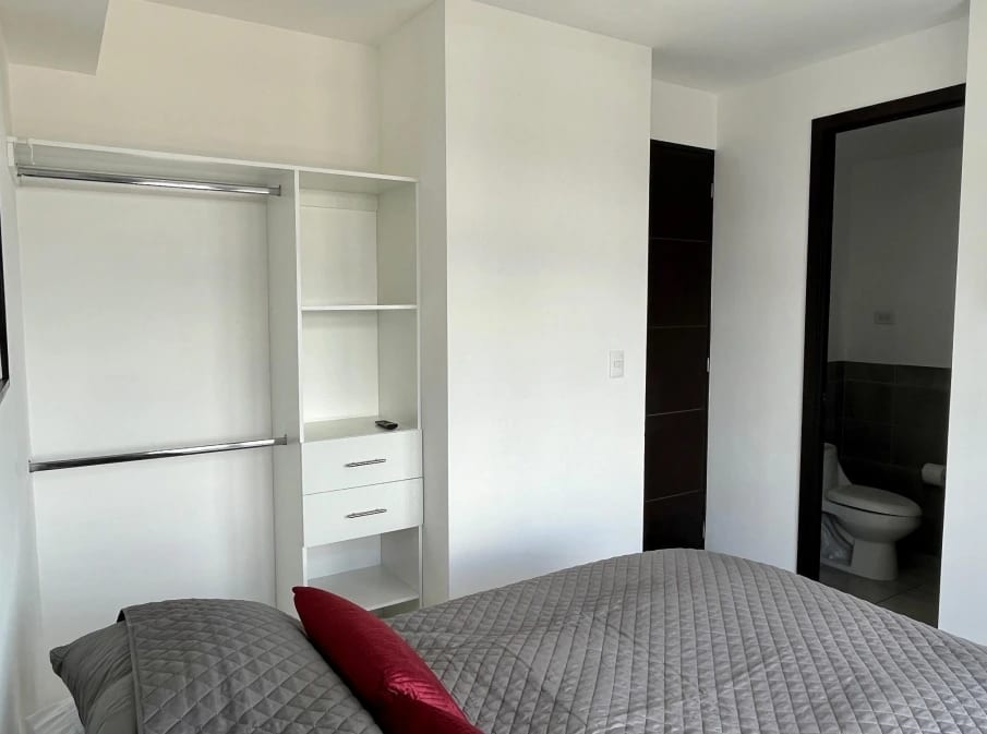 Apartamento Amueblado Altea 1 zona 1 con 1 habitación — Apartamento en Alquiler en Zona 1, Guatemala, Ciudad — foto 3 de 6