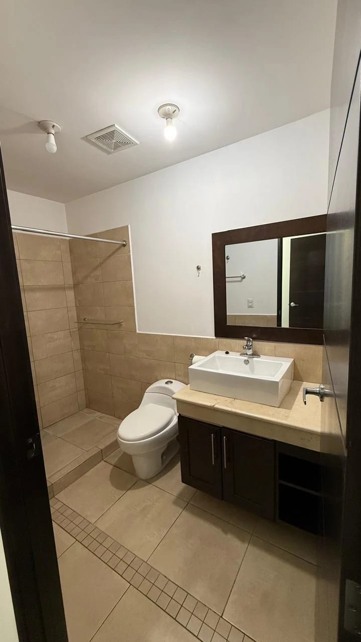Apartamento Amueblado Attica z14 2 habitaciones — Apartamento en Alquiler en Zona 14, Guatemala, Ciudad — foto 11 de 11
