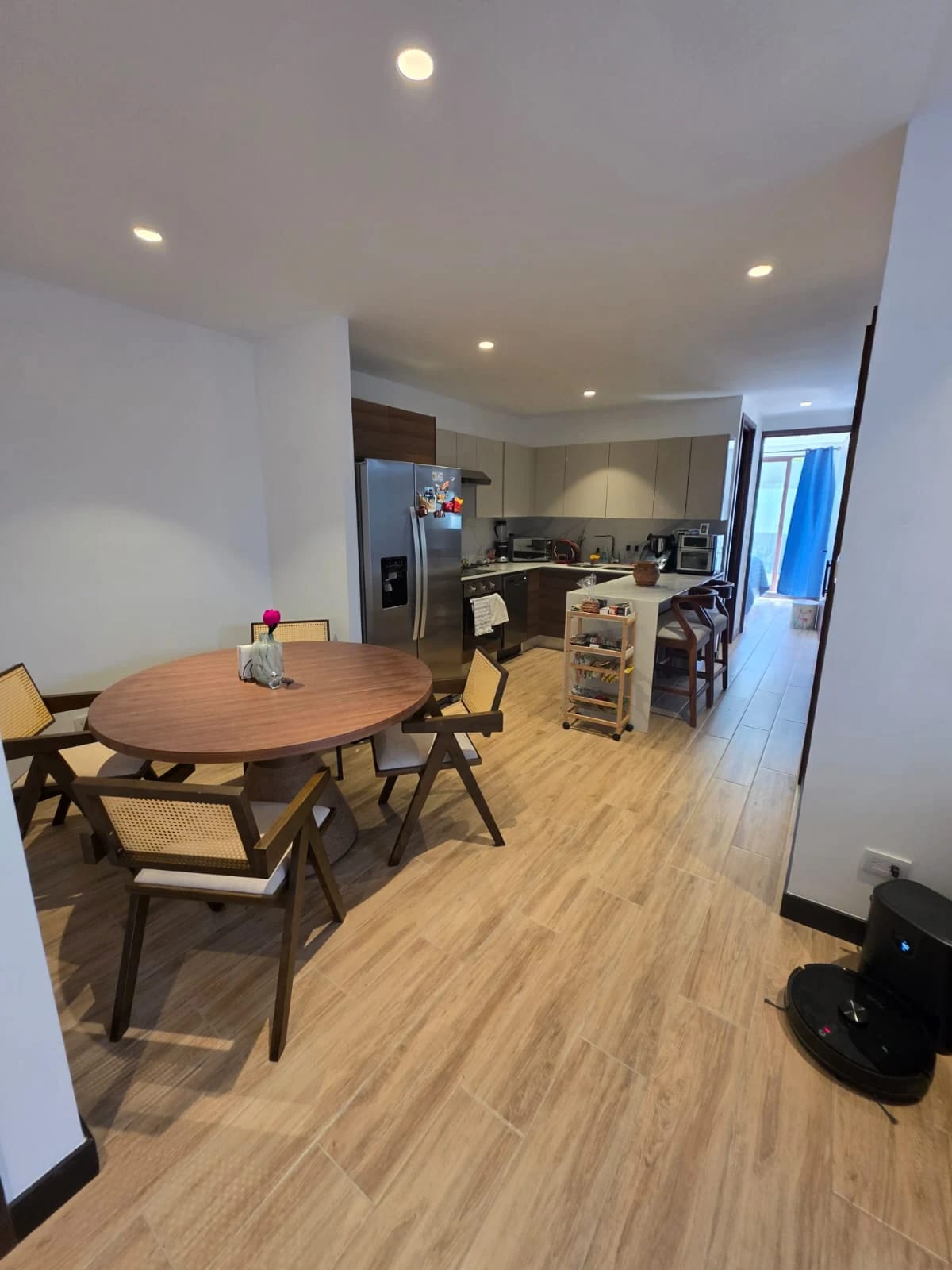 Apartamento 3 habitaciones con Jardin Abitare zona 13 — Apartamento en Alquiler en Zona 13, Guatemala, Ciudad — foto 1 de 12