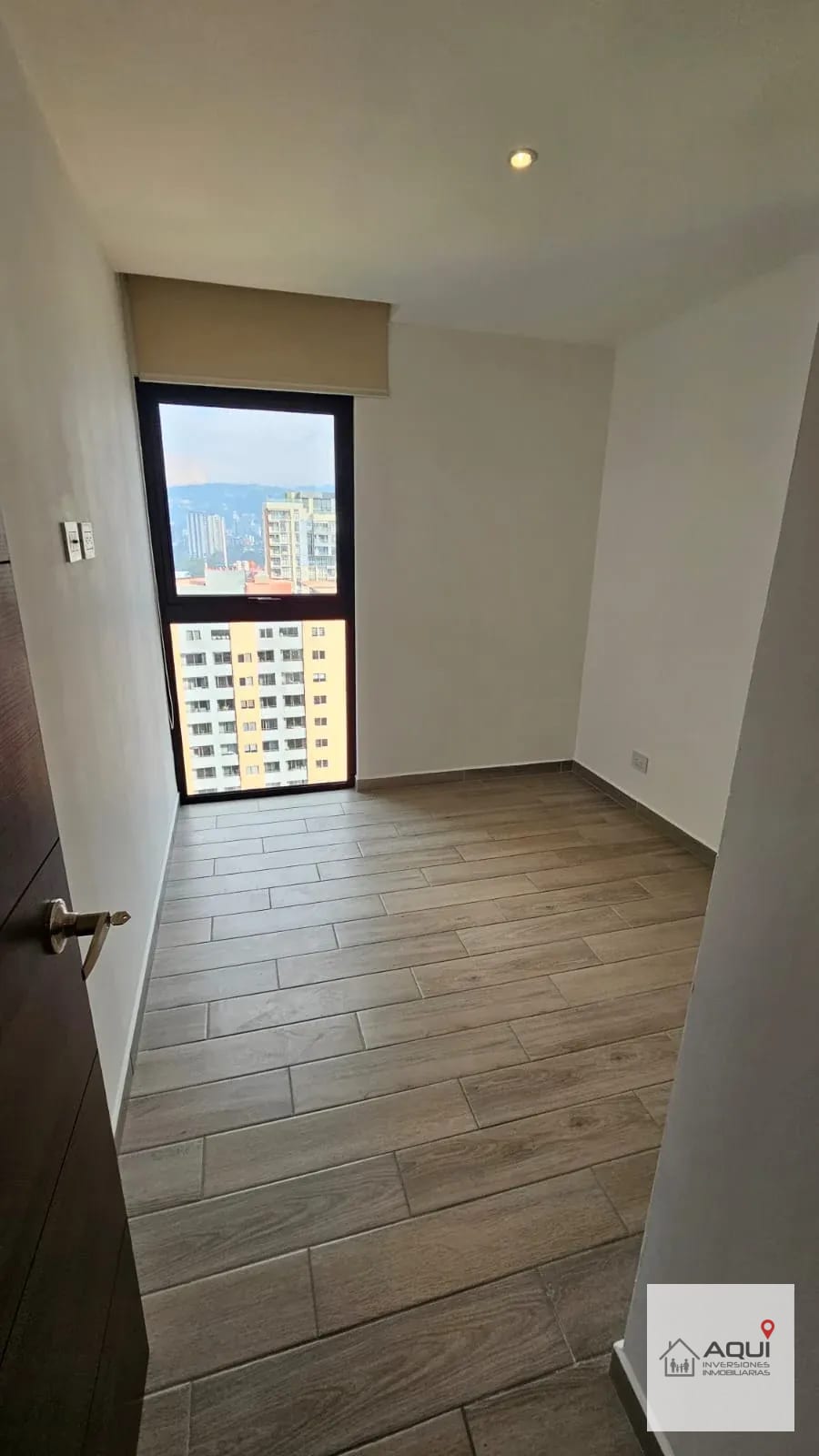 ¡se Renta Hermoso Apartamento en Parque 10! — Apartamento en Alquiler en Parque 10, Zona 10, Guatemala, Ciudad — foto 5 de 14