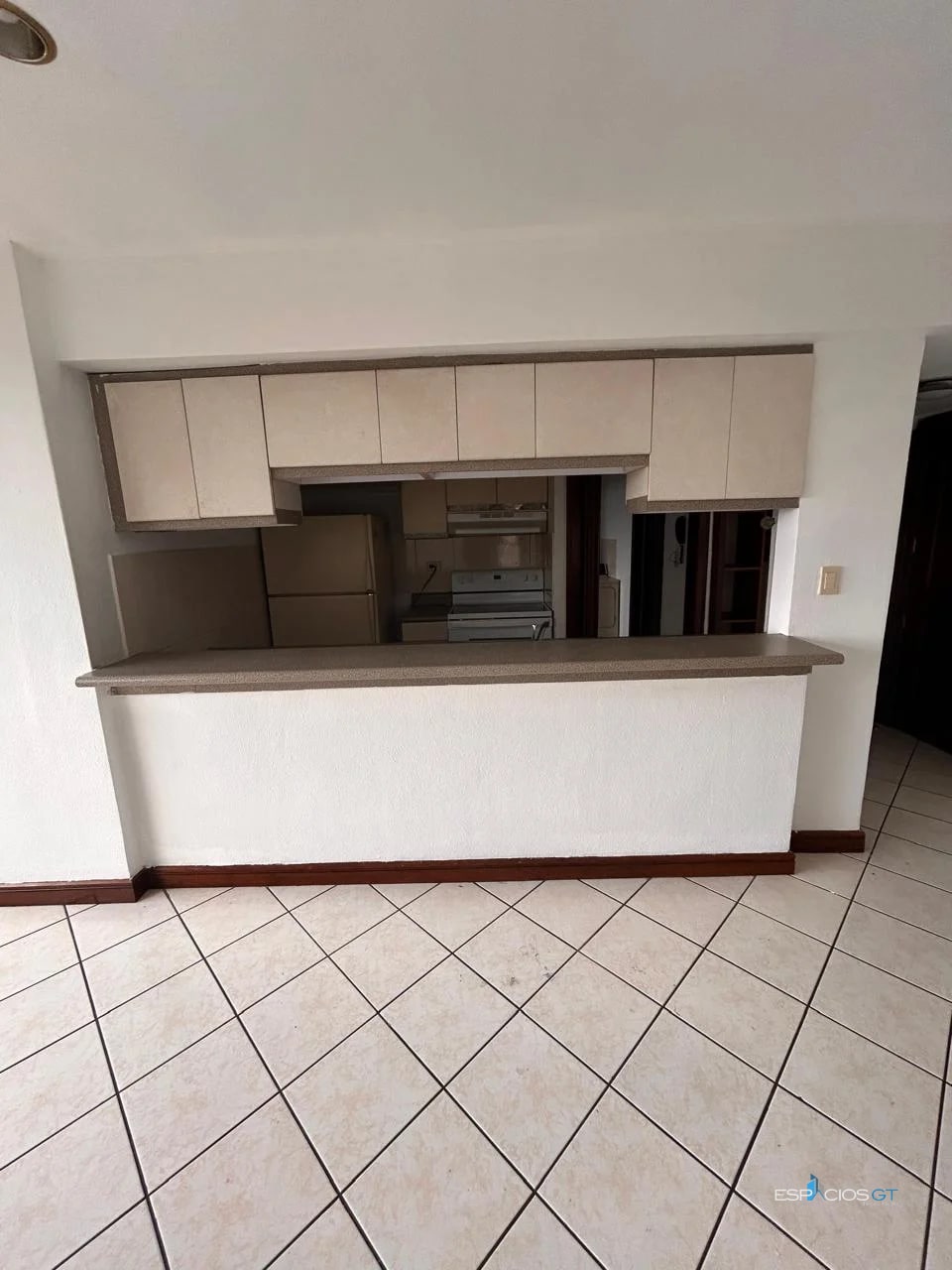 APARTAMENTO EN RENTA – EDIFICIO PACIFICA PLAZA, ZONA 14 - 3