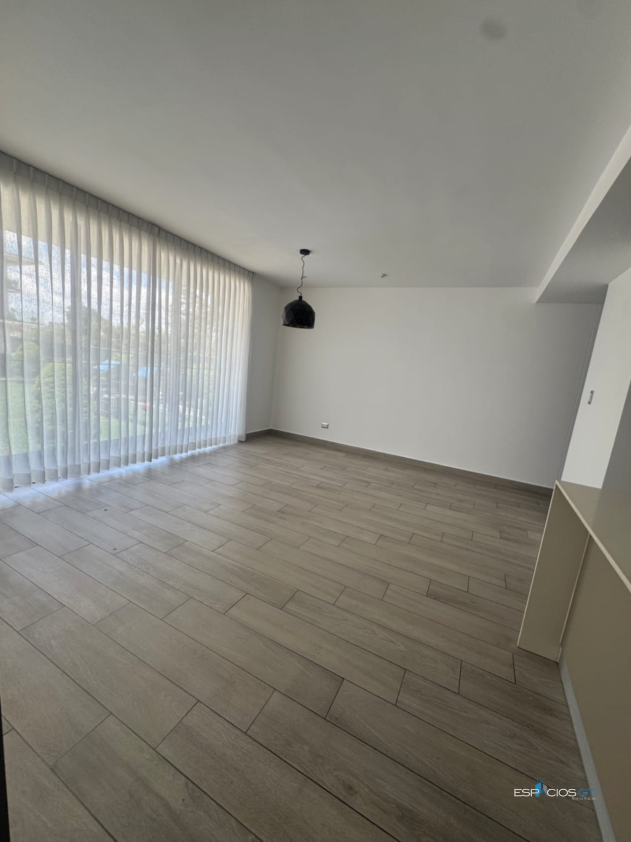 Apartamento en renta – Edificio Epic, Zona 15 | 1 dormitorio | — Apartamento en Alquiler en Epic15, Zona 15, Guatemala, Ciudad — foto 2 de 12
