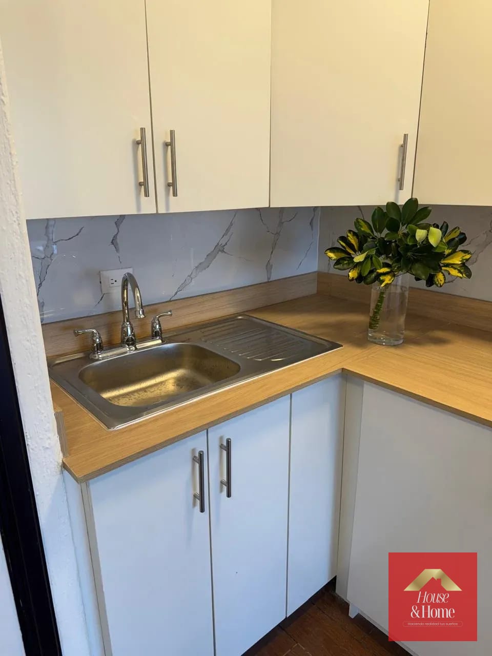 apartamento en renta zona 9 — Apartamento en Alquiler en Cortijo Reforma, Zona 9, Guatemala, Ciudad — foto 5 de 9