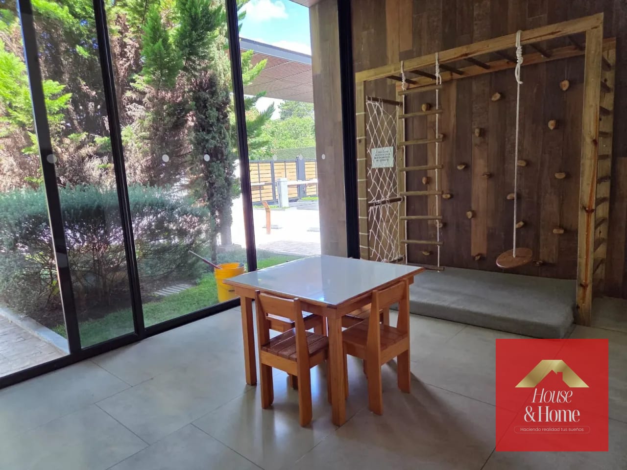 Renta de apartamento en zona 10 — Apartamento en Alquiler en Trento 10, Zona 10, Guatemala, Ciudad — foto 15 de 17
