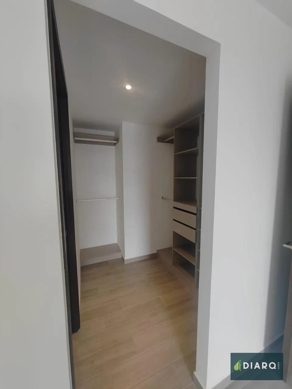 Apartamento de 3 habitaciones en Parque 10 — Apartamento en Alquiler en Zona 10, Guatemala, Ciudad — foto 6 de 7