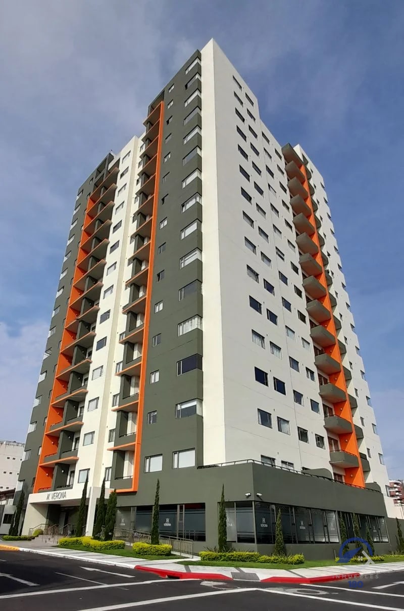Apartamento en renta en Edificio Verona, zona 10 - 1