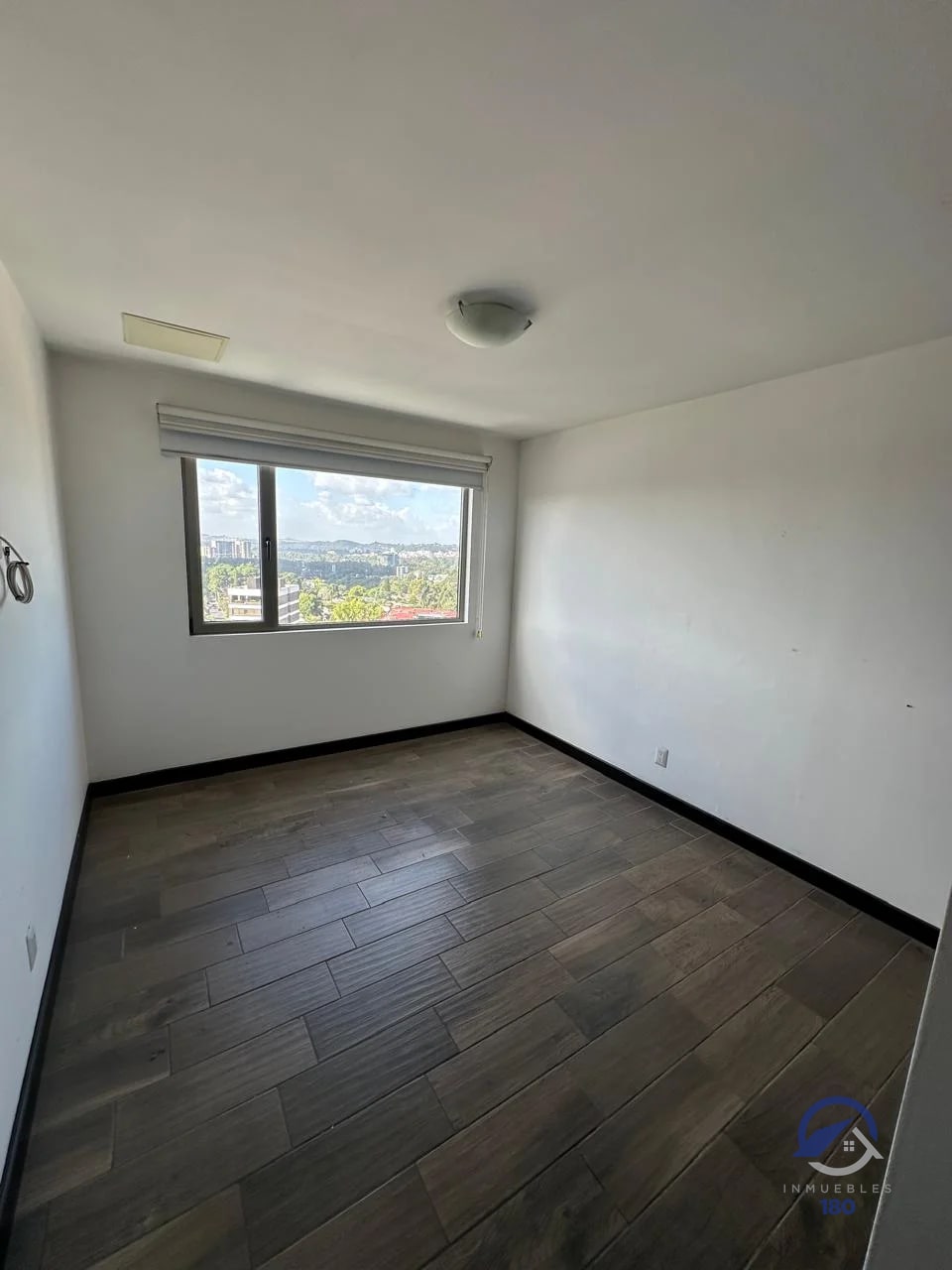 Apartamento en renta en Edificio Verona, zona 10 - 5