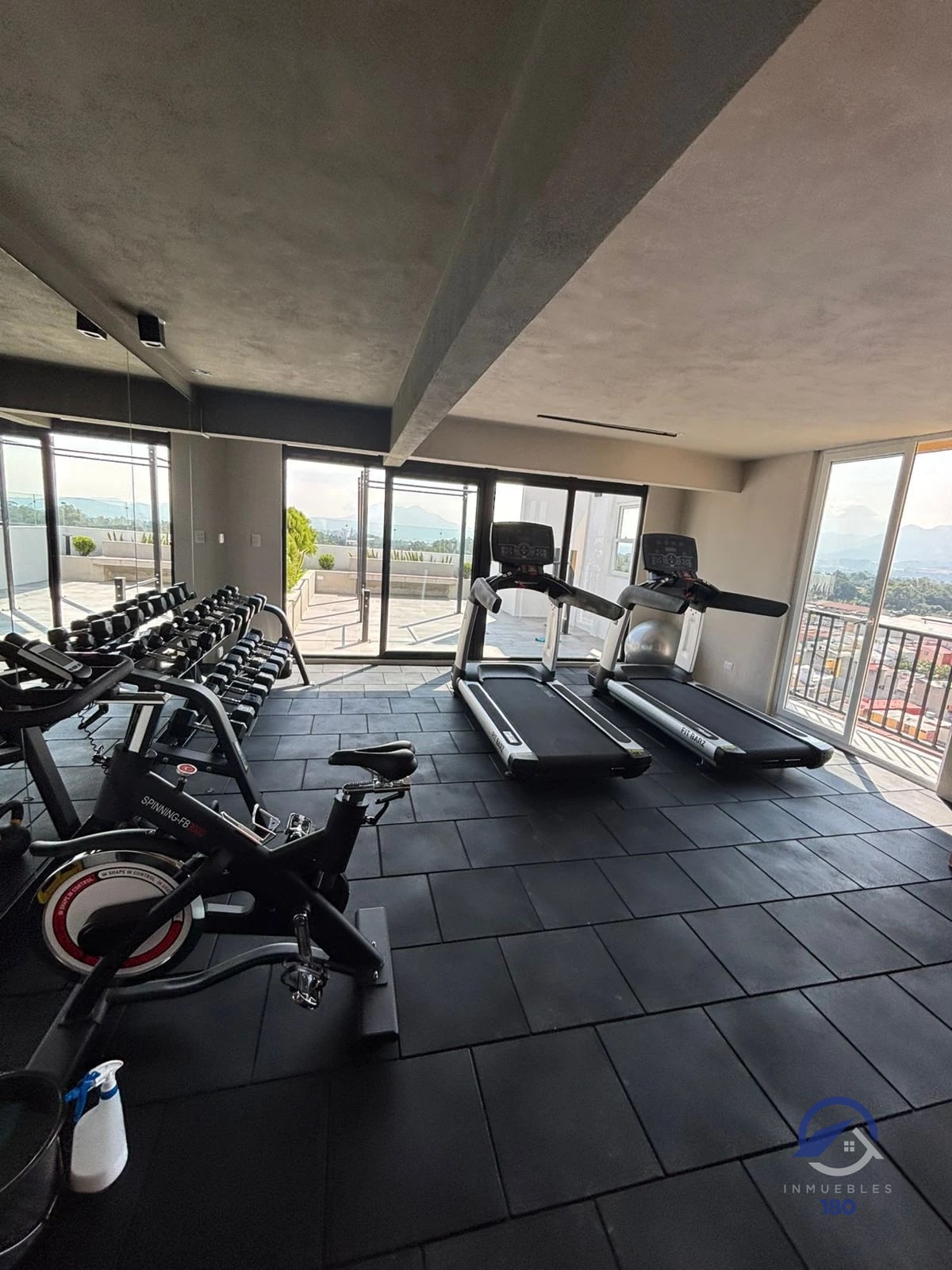Apartamento en renta en Edificio Esenta, zona 12 — Apartamento en Venta en Esenta, Zona 12, Guatemala, Ciudad — foto 13 de 15