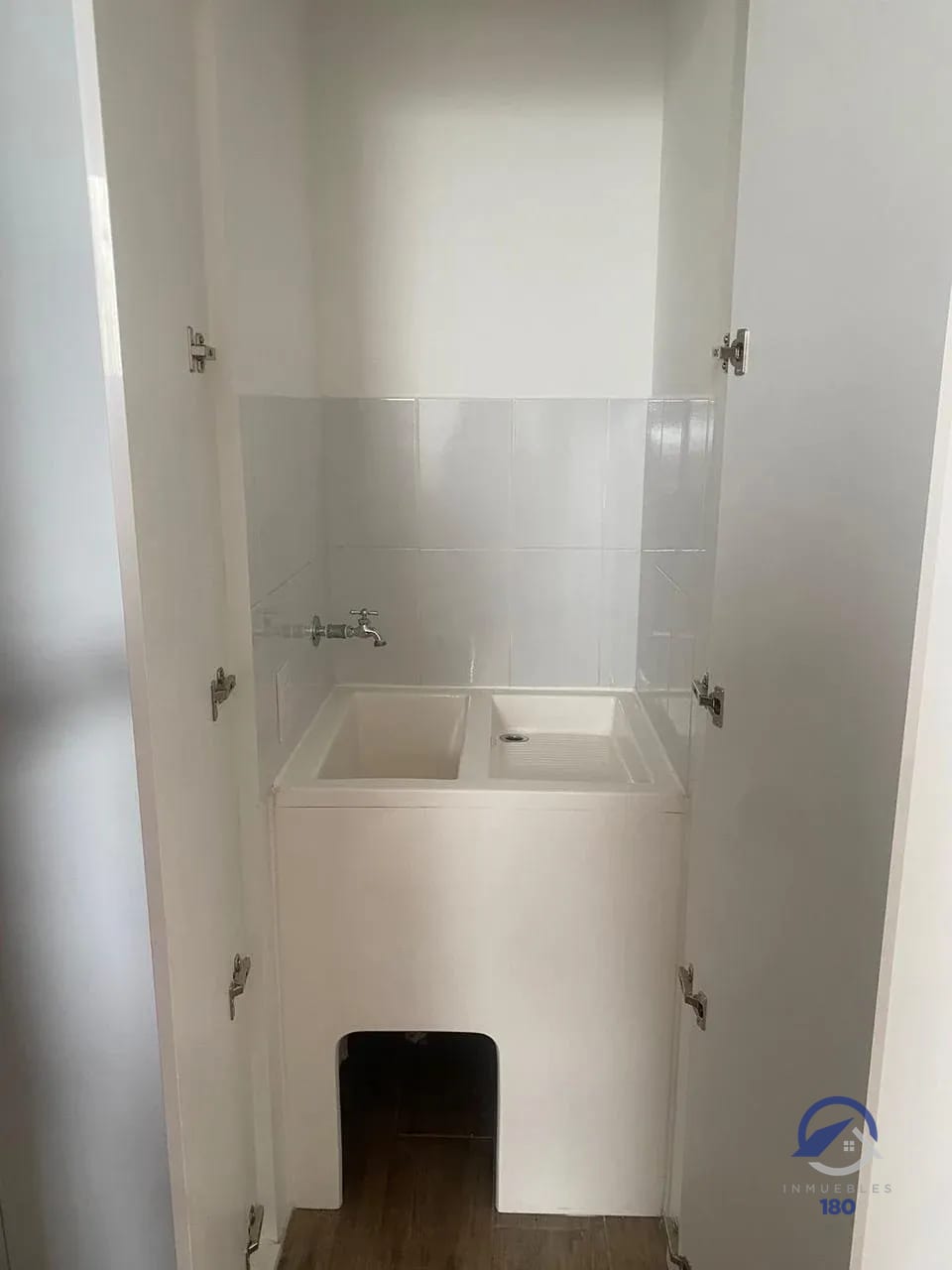 Apartamento en alquiler en Edificio Auré, zona 13 — Apartamento en Alquiler en Aure, Zona 13, Guatemala, Ciudad — foto 15 de 15