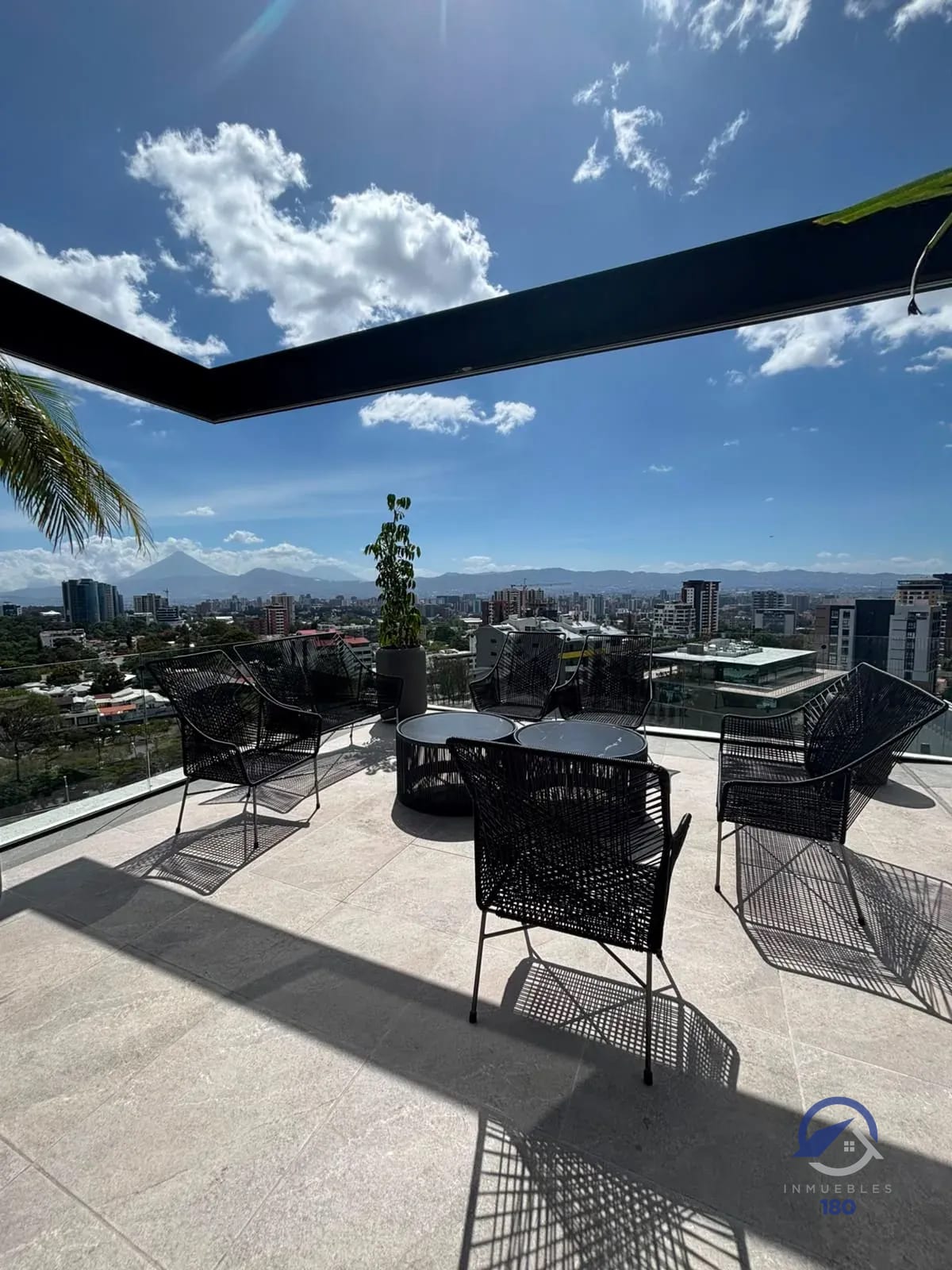 Apartamento de dos dormitorios para estrenar en Quince Esquina, z. 15 — Apartamento en Alquiler en Quince Esquina, Zona 15, Guatemala, Ciudad — foto 13 de 17