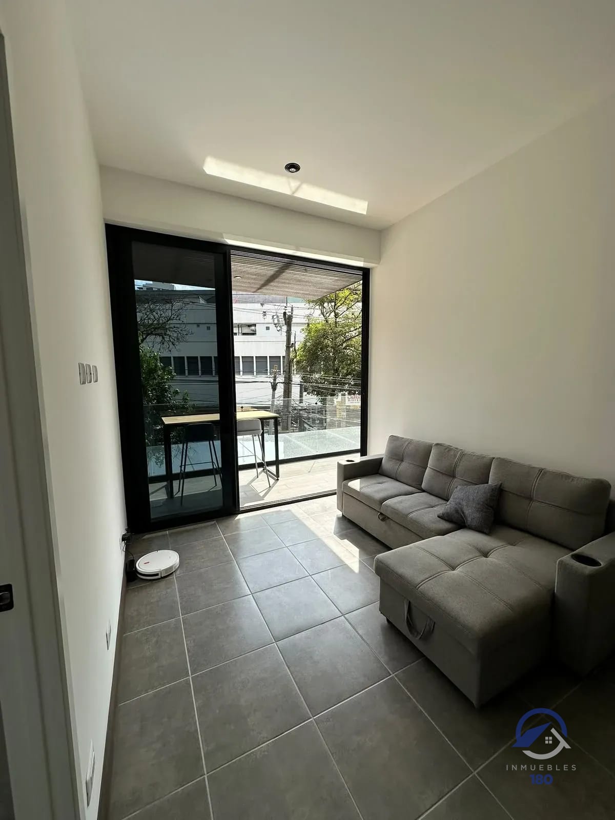 Apartamento de dos dormitorios para estrenar en Quince Esquina, z. 15 — Apartamento en Alquiler en Quince Esquina, Zona 15, Guatemala, Ciudad — foto 4 de 17