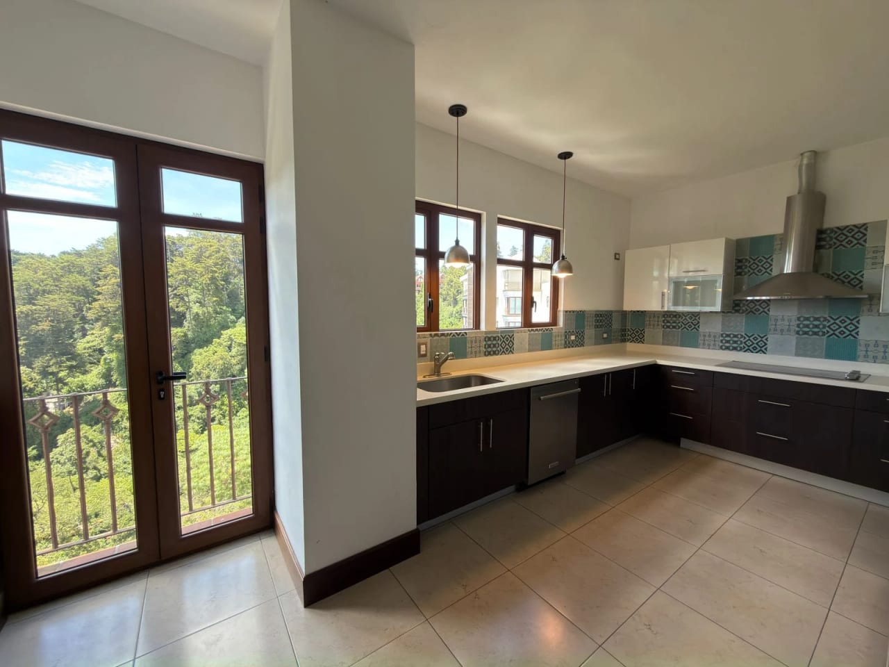 Apartamento en renta Albereda de la Española Muxbal. — Apartamento en Alquiler en La Española, Carretera a El Salvador, Guatemala, Ciudad — foto 1 de 4