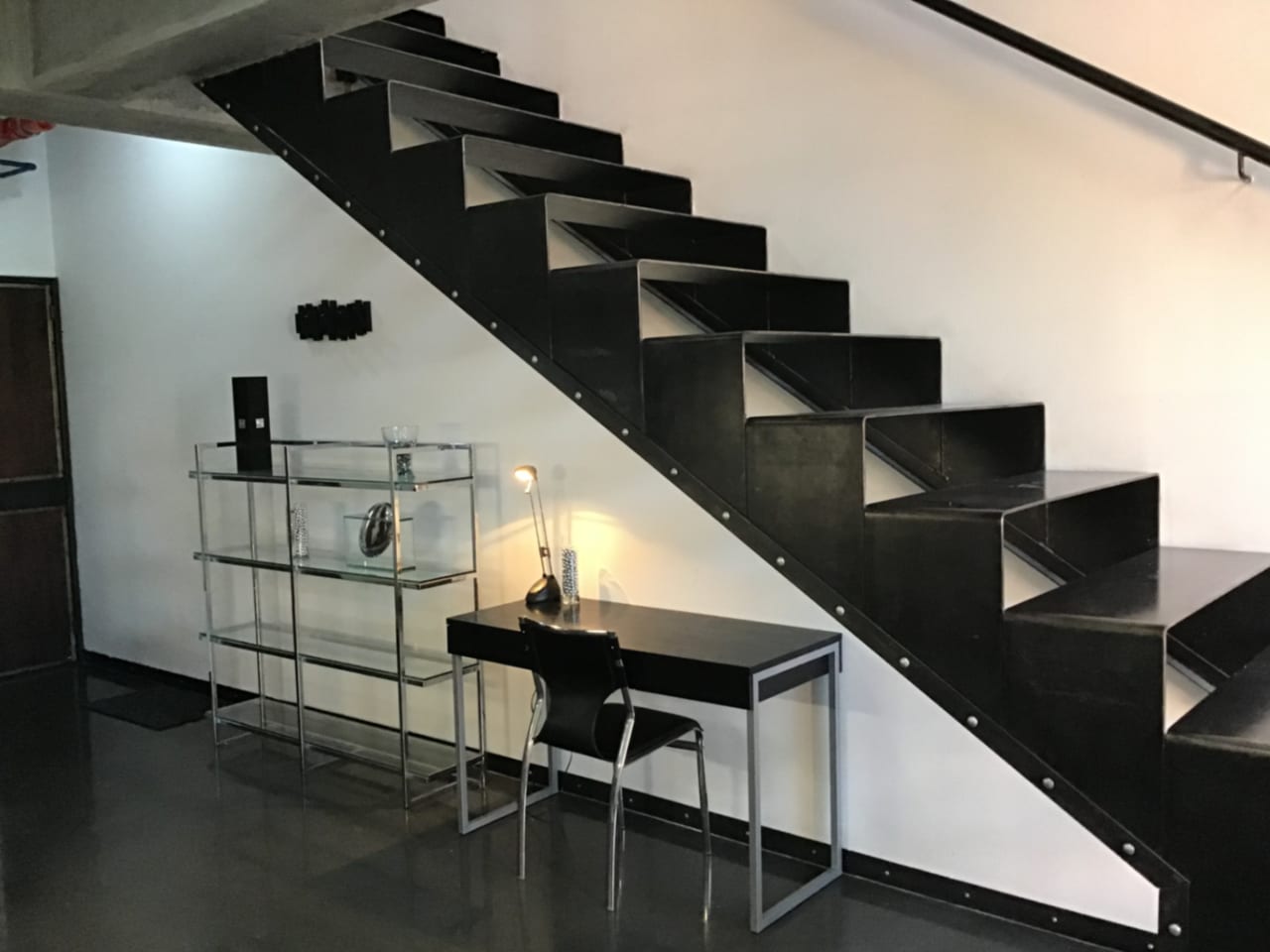 Amplio y Moderno Loft en z4 — Apartamento en Alquiler en Cuatro 36, Zona 4, Guatemala, Ciudad — foto 5 de 16