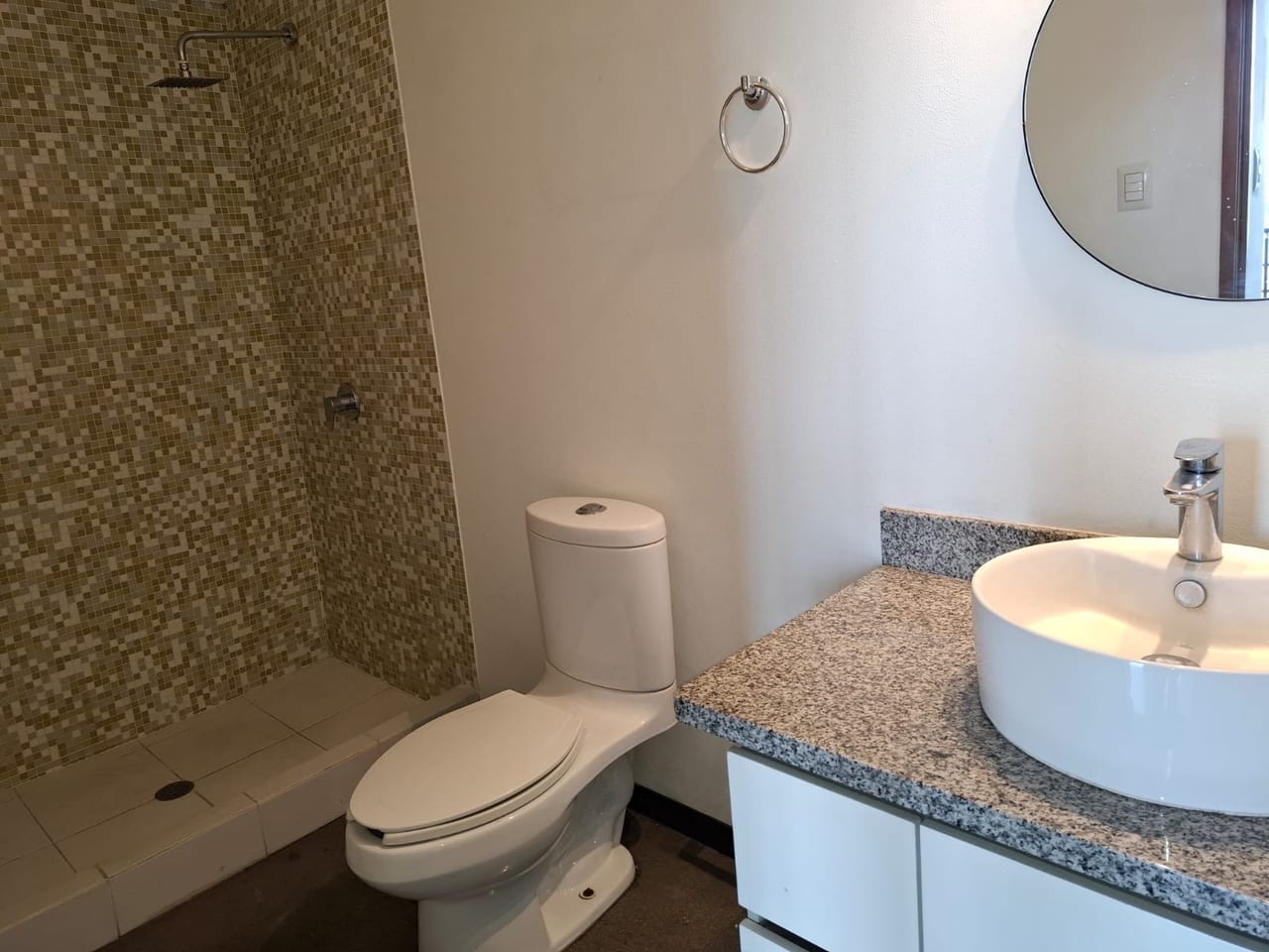 Renta 4 Venezia 4 Grados Norte — Apartamento en Alquiler en Cuatro Venezia, Zona 4, Guatemala, Ciudad — foto 8 de 13