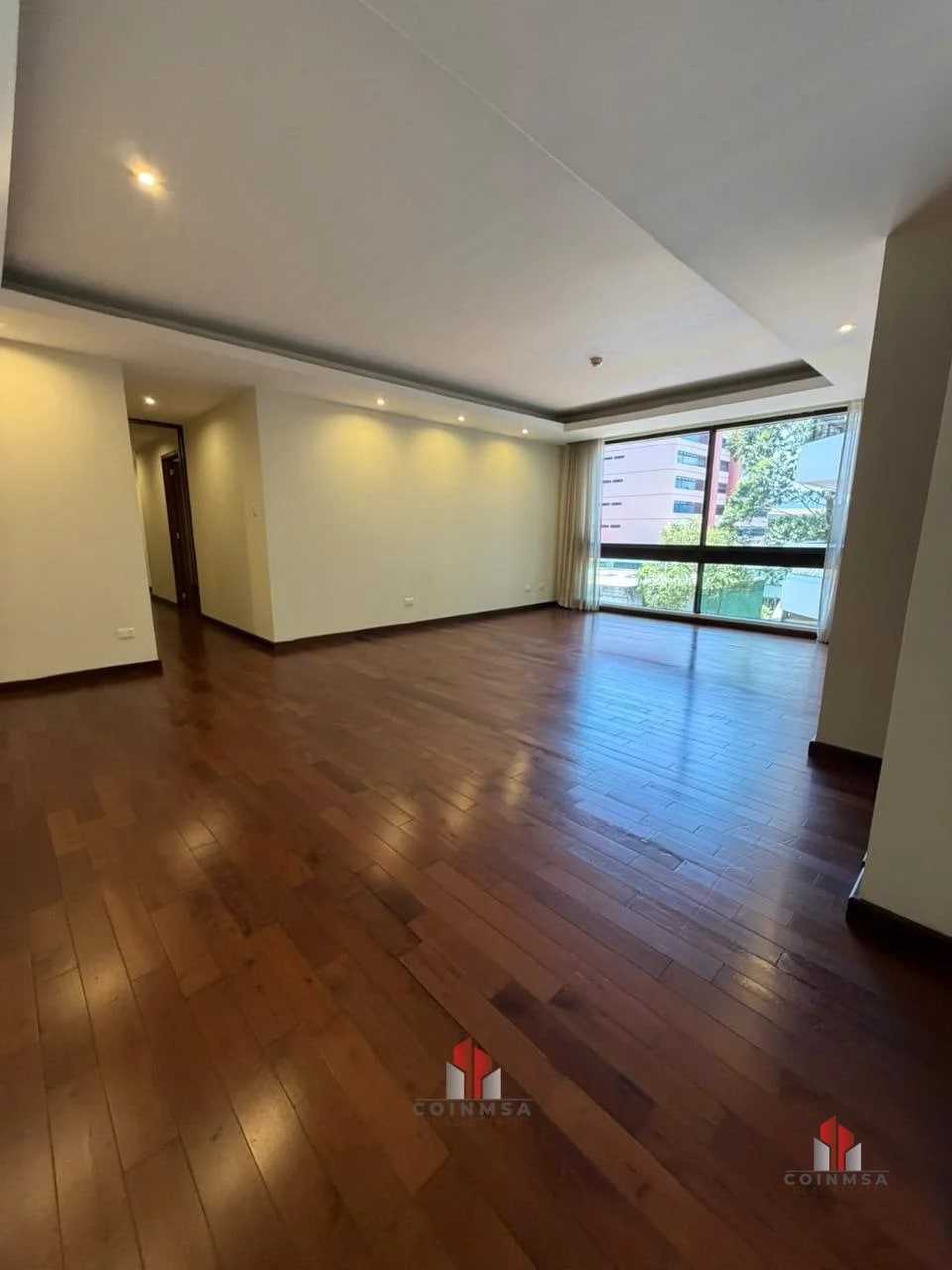 Apartamento en Renta zona 10 / Tiffany II - 2
