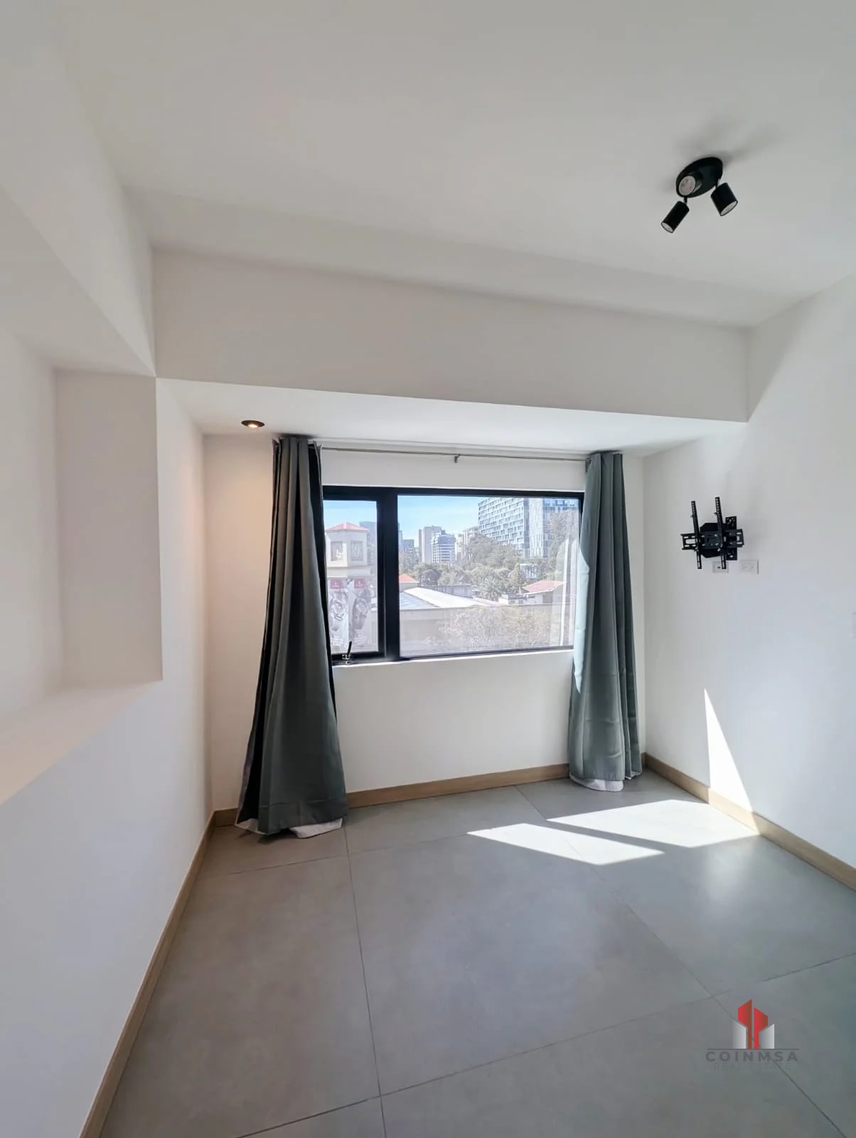 Apartamento en renta en zona 10 / Bonadiez - 7