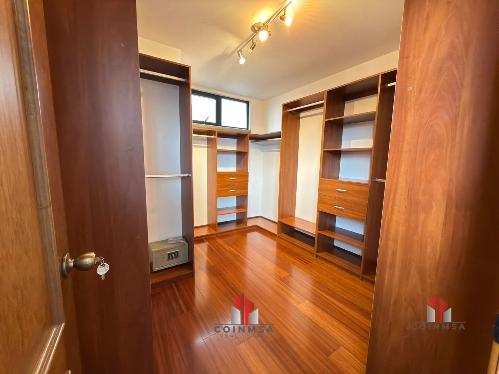 Apartamento amueblado en renta en zona 14 / Bellagio - 13