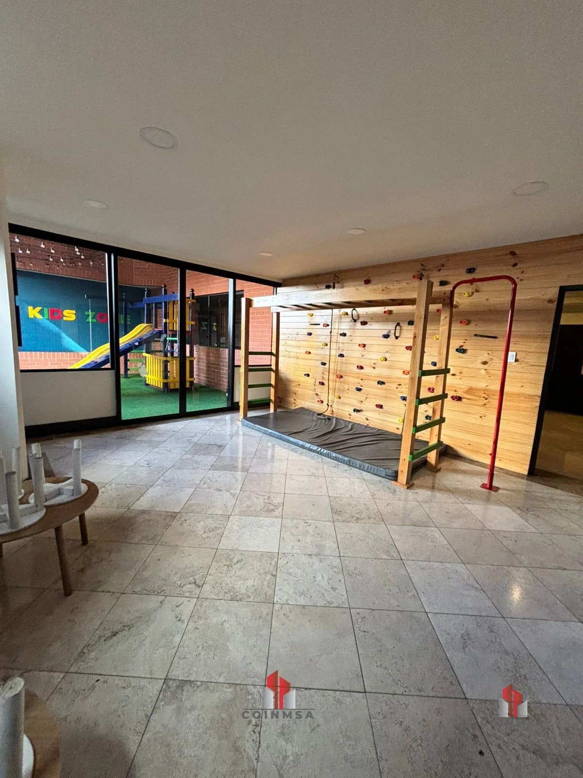 Apartamento amueblado en Renta zona 14 / Real de las Américas - 14