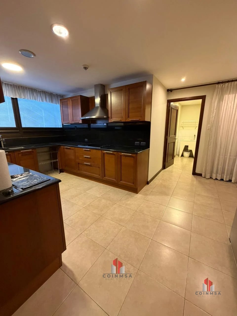 Apartamento en Renta zona 10 / Tiffany II — Apartamento en Alquiler en Tiffany II, Zona 10, Guatemala, Ciudad — foto 3 de 17