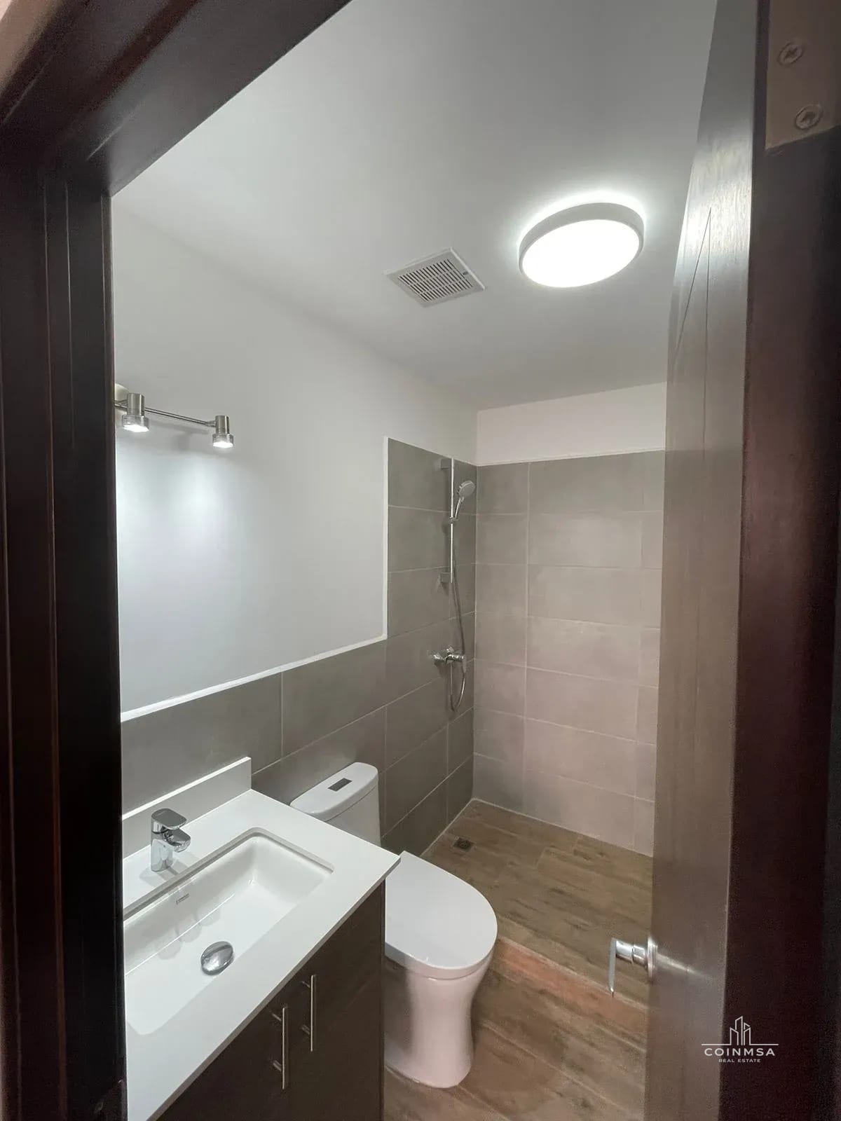 Apartamento en renta en zona 10 / Casalini Diagonal 6 — Apartamento en Alquiler en Casalini Diagonal 6, Zona 10, Guatemala, Ciudad — foto 10 de 14
