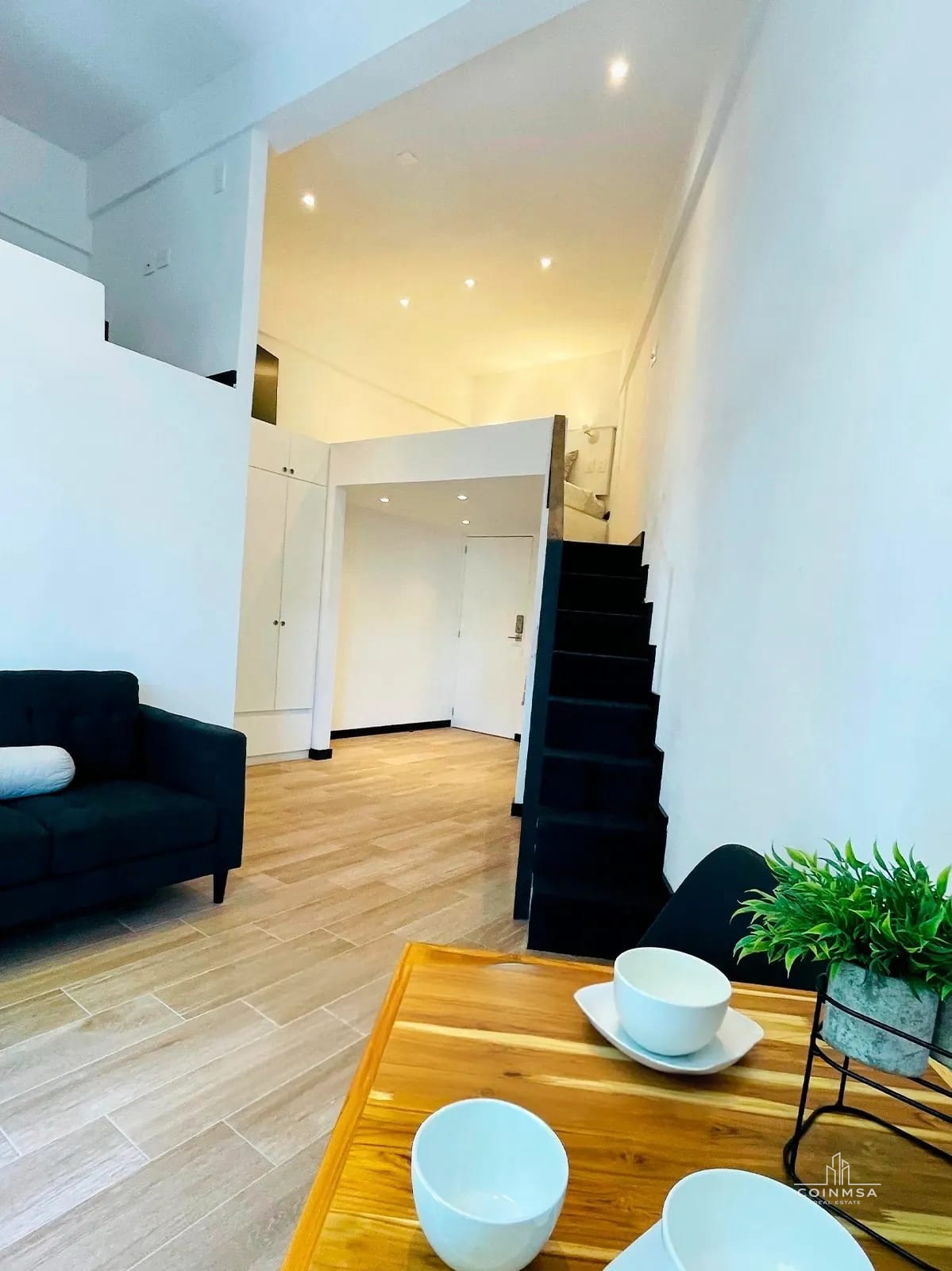 Renta de apartamento amueblado zona 10 — Apartamento en Alquiler en Urban Loft, Zona 10, Guatemala, Ciudad — foto 1 de 12