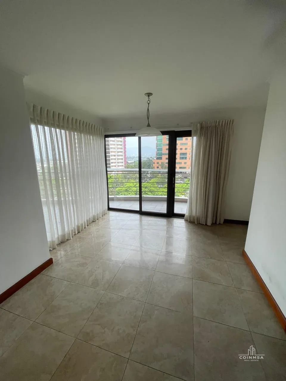 Apartamento en renta zona 15 / Botticelli II — Apartamento en Alquiler en Botticelli II, Zona 15, Guatemala, Ciudad — foto 3 de 17