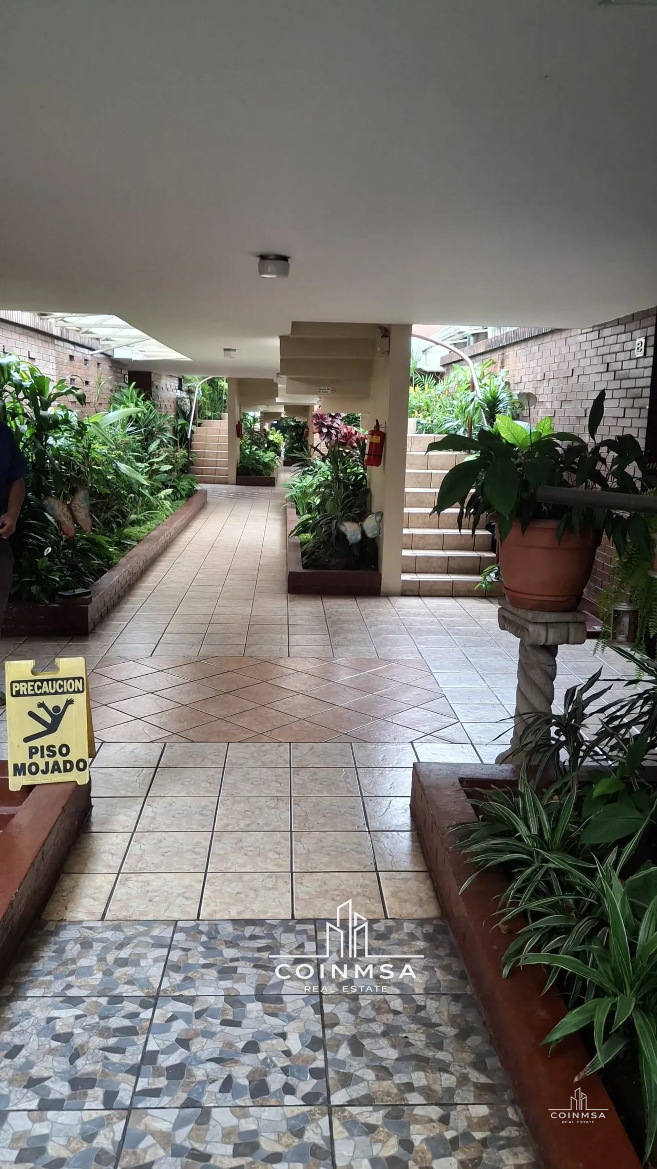 Apartamento en venta en zona 10 — Apartamento en Venta en Zona 10, Guatemala, Ciudad — foto 9 de 11